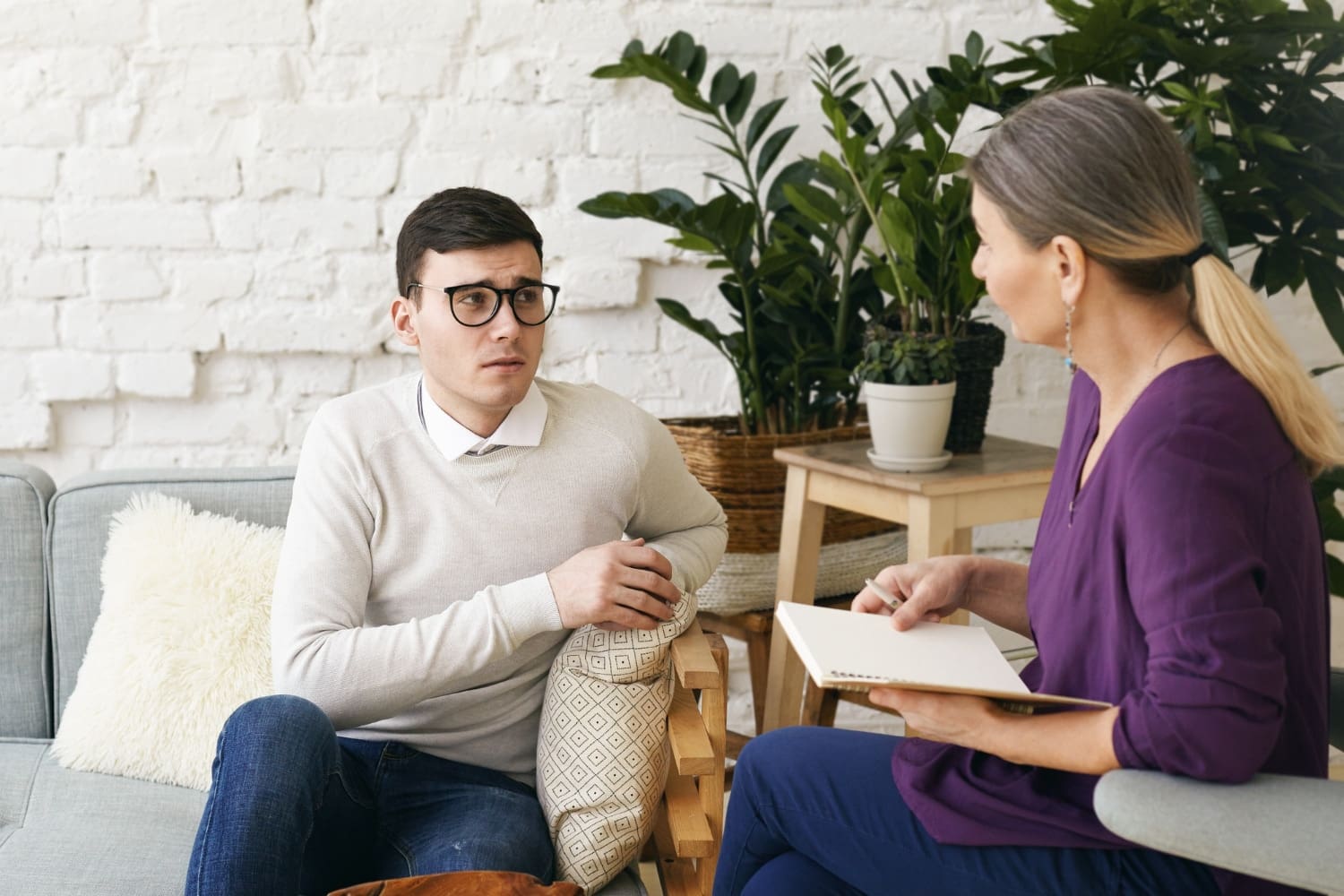 What is CBT? A clear guide to cognitive behavioral therapy, how it works, who it helps, and the techniques used to support lasting mental health change.